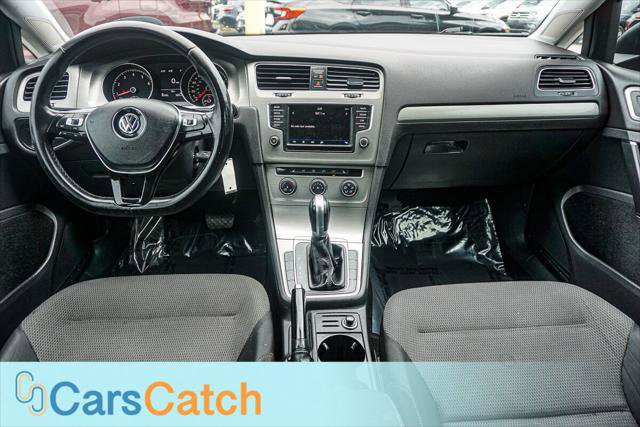 Used 2017 Volkswagen Golf S AWD/4WD image 20