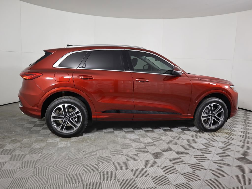 Used 2025 Audi Q5 Premium Plus w/ Premium Plus image 4