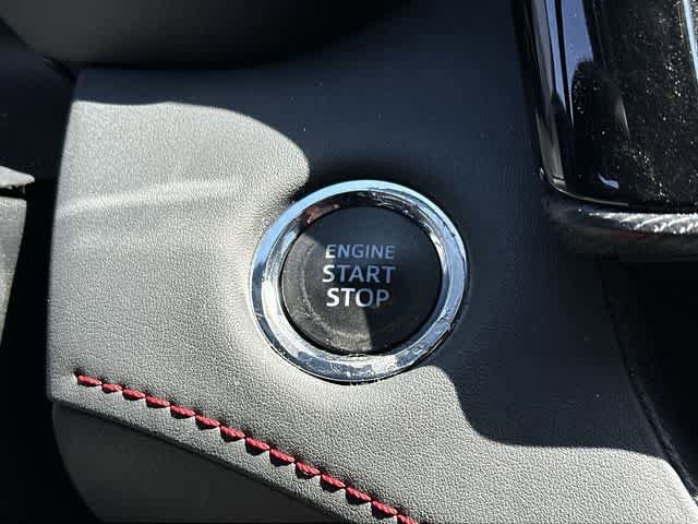 Used 2022 Toyota Highlander XSE AWD/4WD image 11