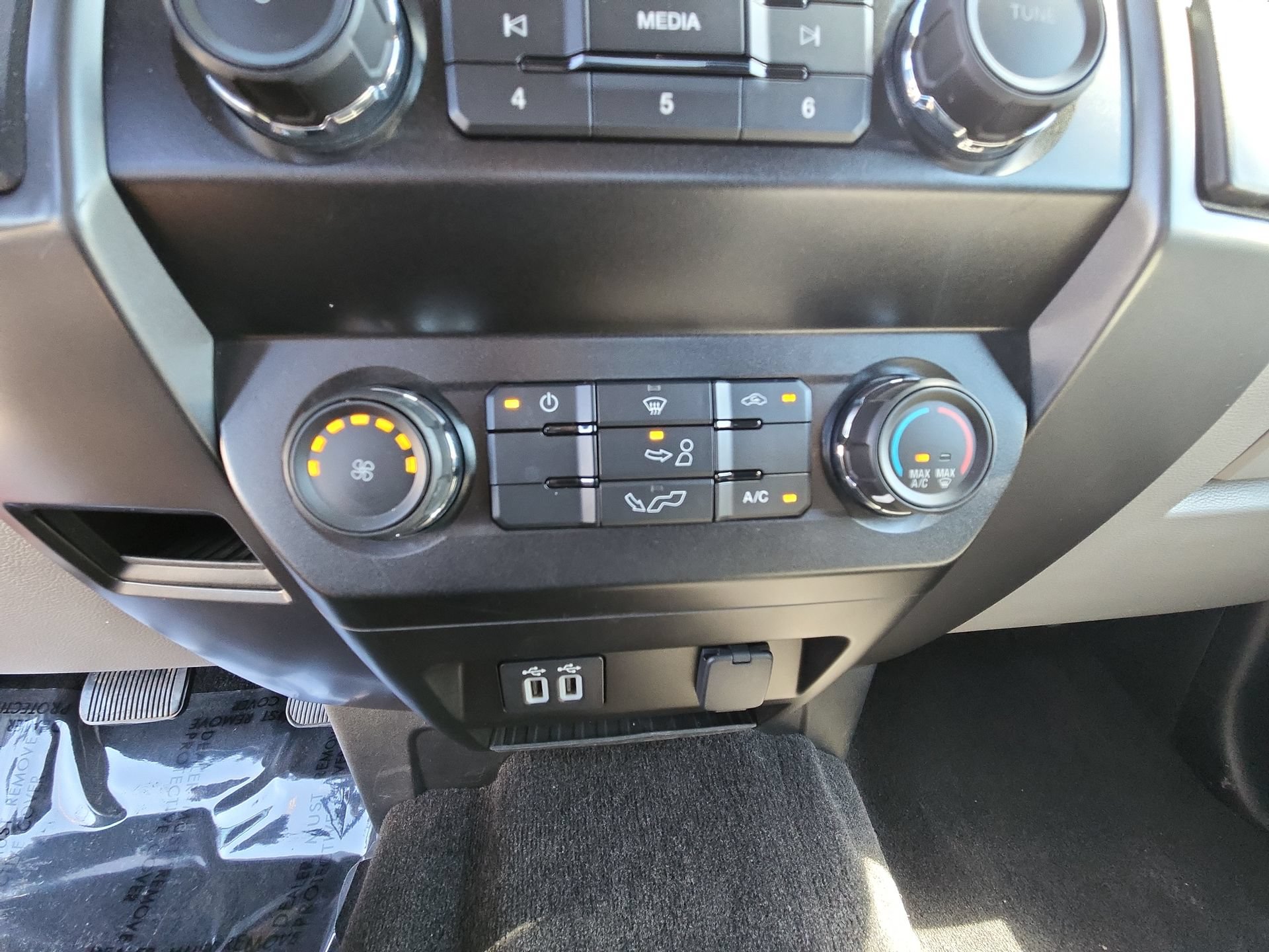 Used 2020 Ford F150 XLT RWD image 16