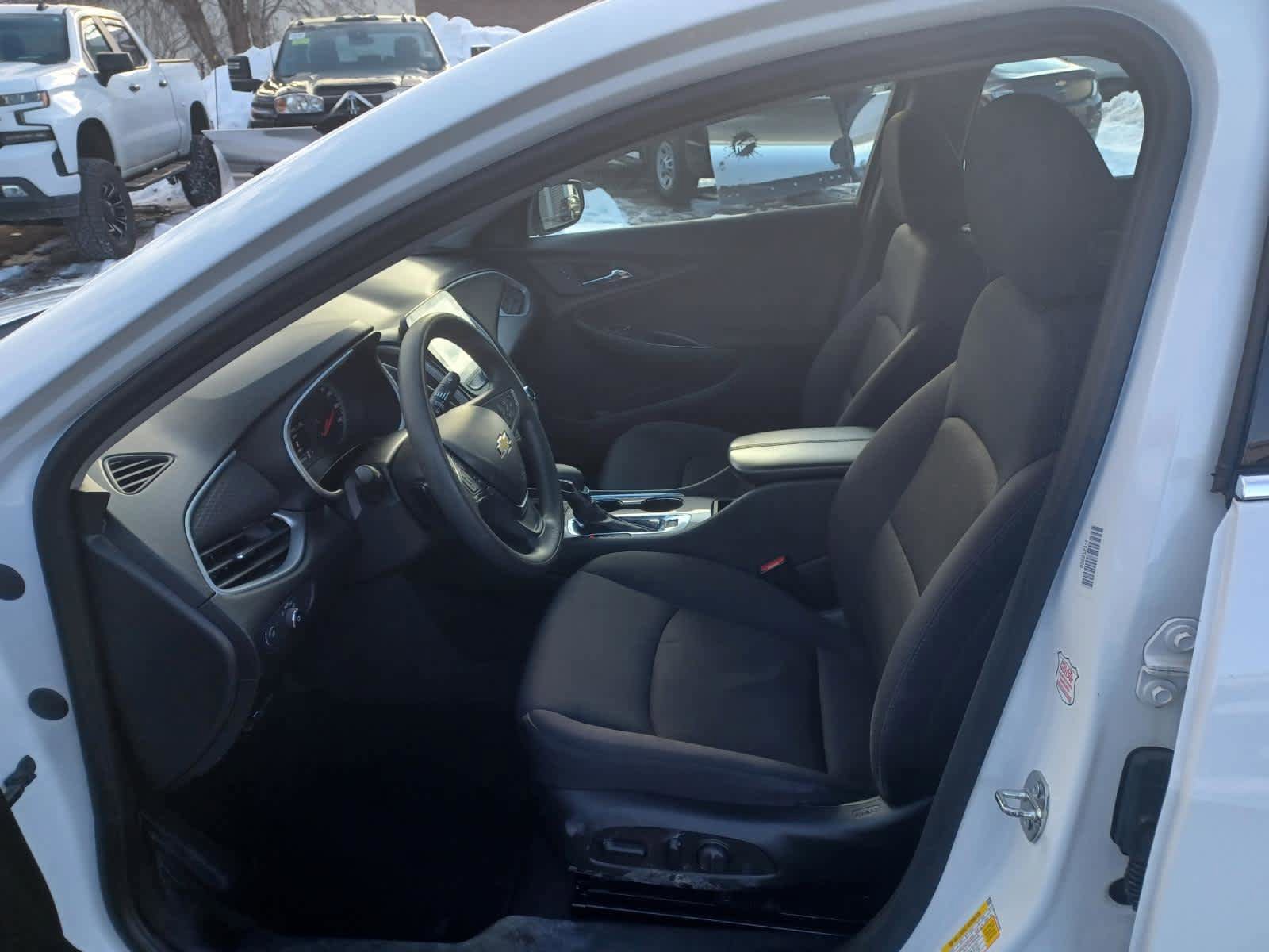 Used 2023 Chevrolet Malibu LT FWD image 6