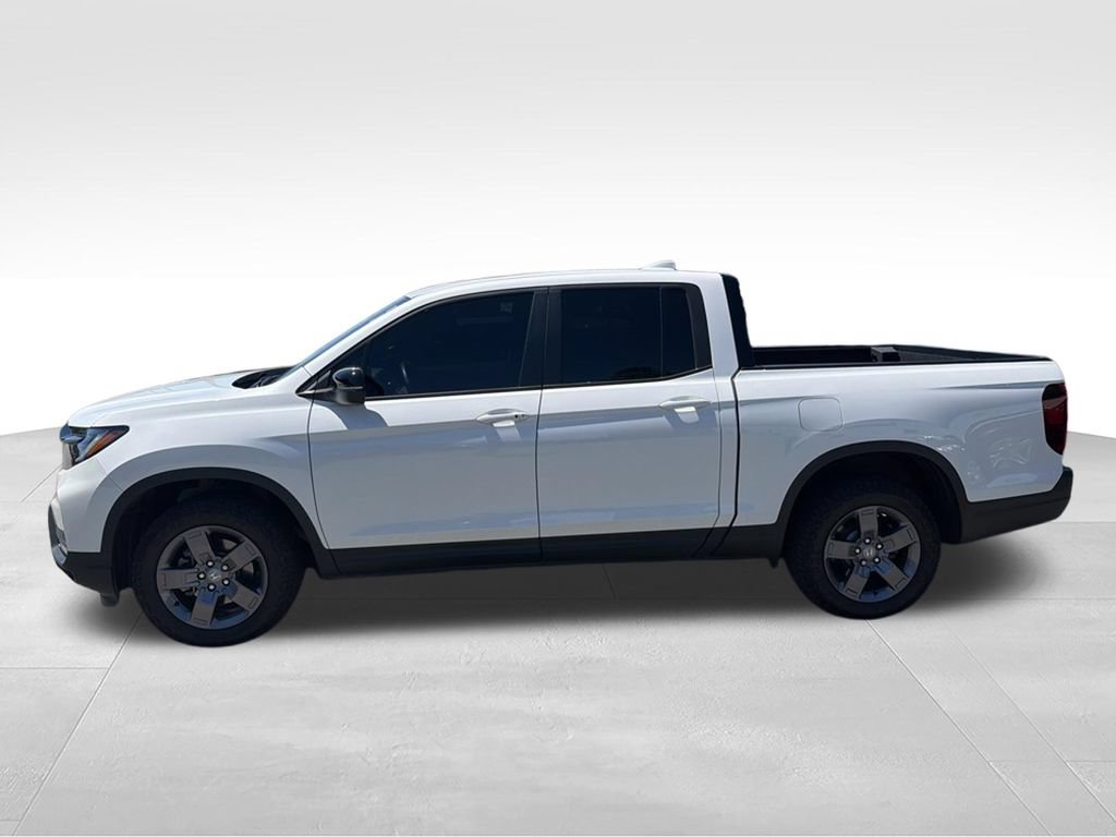Used 2024 Honda Ridgeline TrailSport image 2