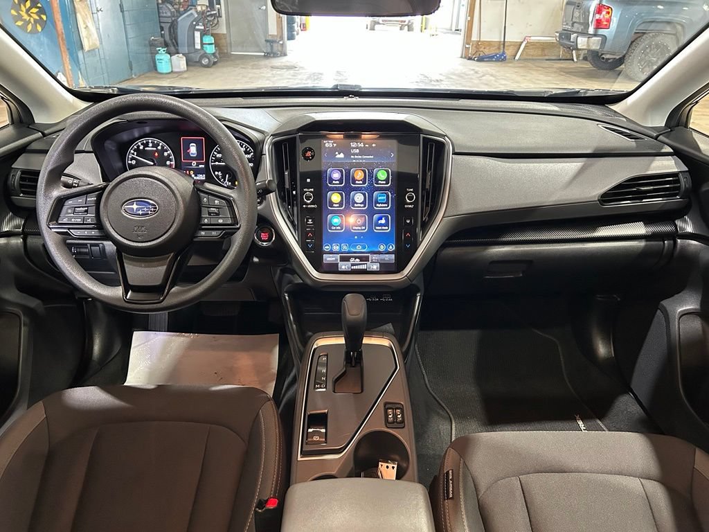 Used 2025 Subaru Crosstrek 2.5i Premium AWD/4WD image 38