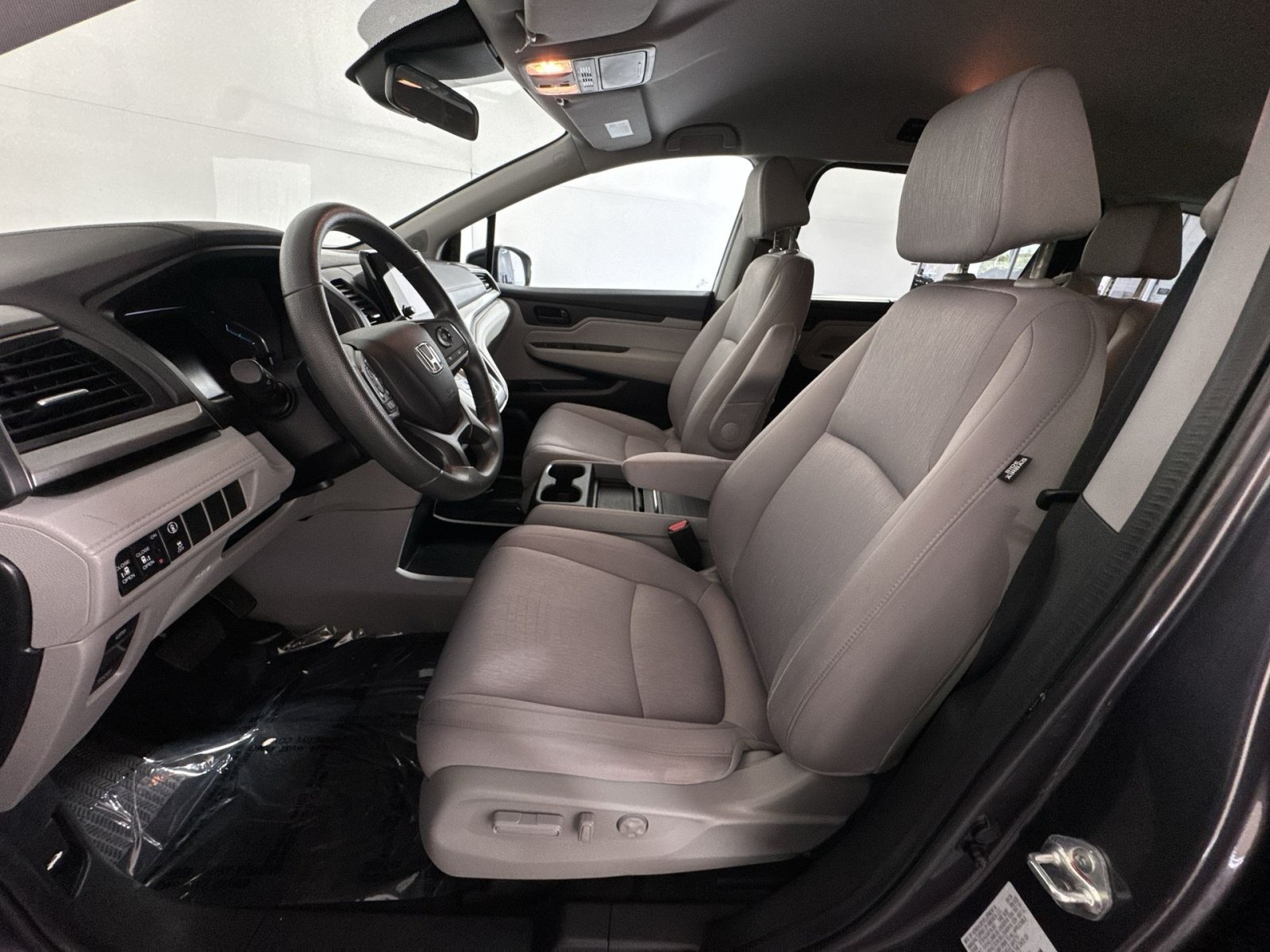 Used 2024 Honda Odyssey EX image 13