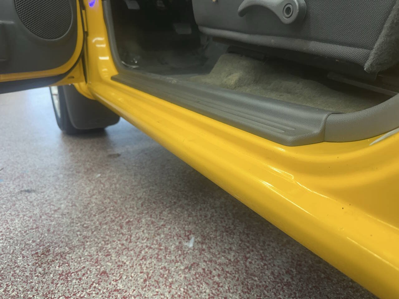 Used 2004 Chevrolet Colorado LS RWD image 12