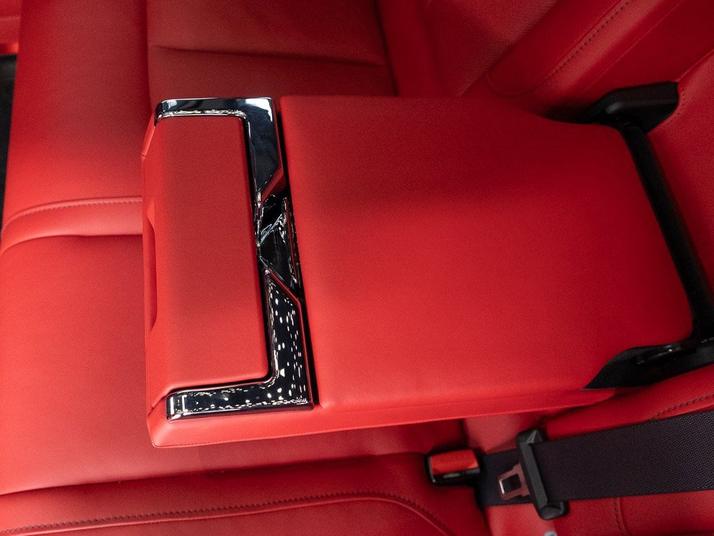 Certified 2024 Rolls-Royce Cullinan image 27