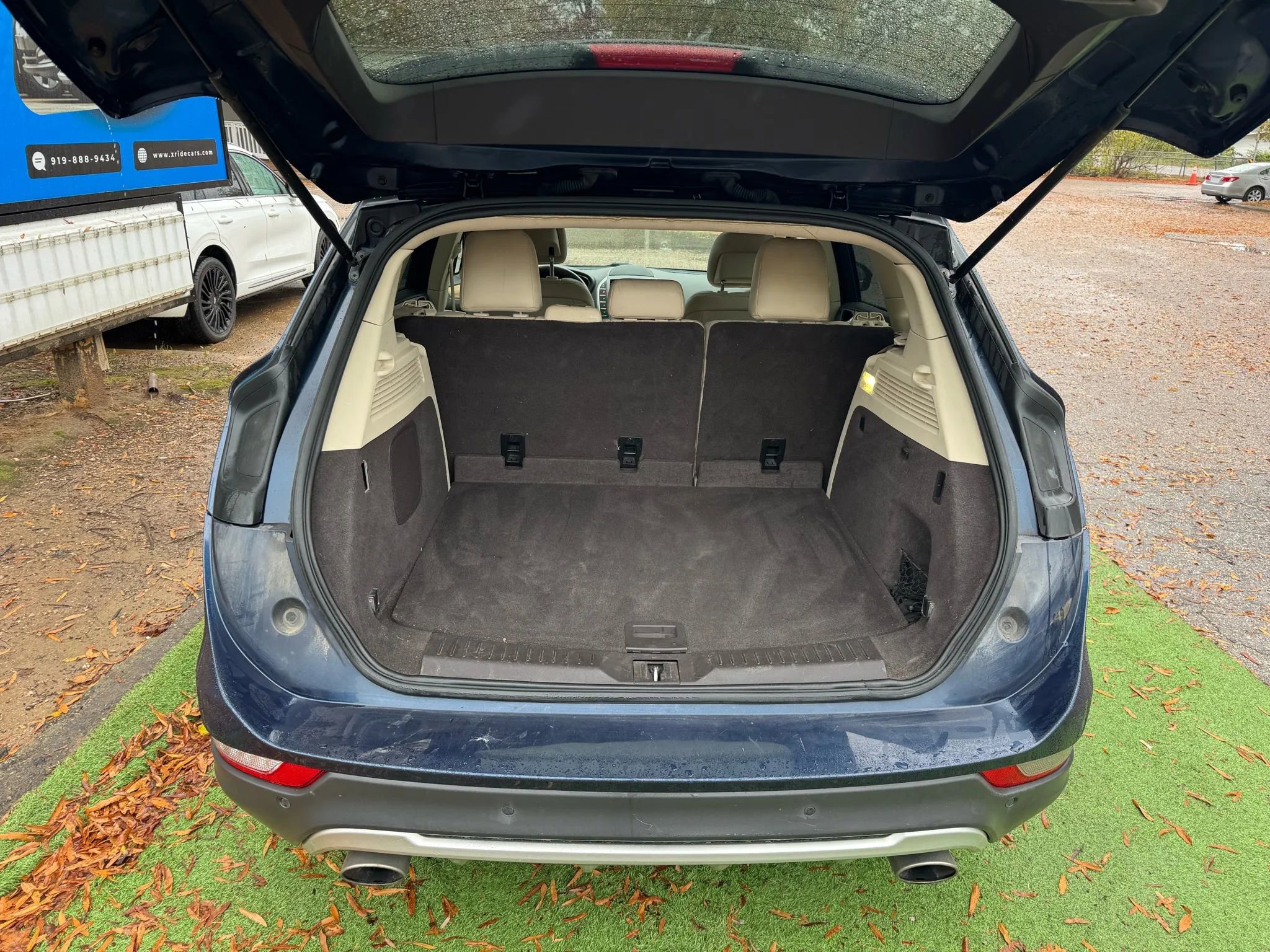 Used 2015 Lincoln MKC AWD w/ Equipment Group 101A Select image 8