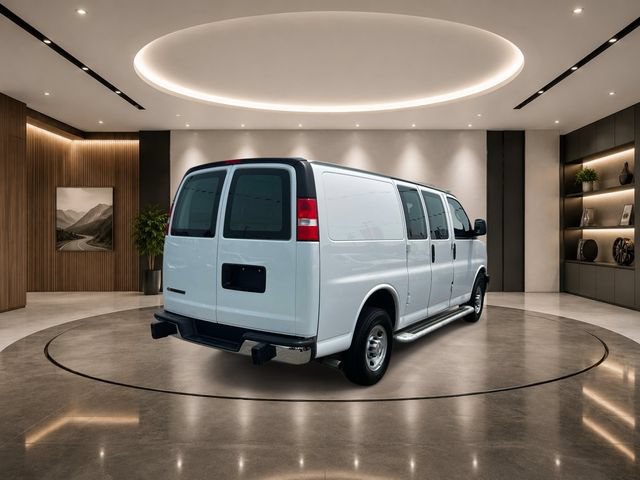 Used 2024 Chevrolet Express 2500 w/ Driver Convenience Package RWD image 6