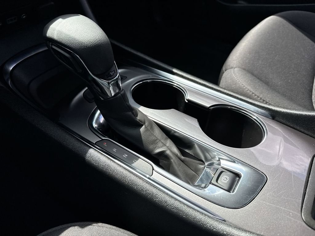 Used 2024 Chevrolet Malibu LT FWD image 20