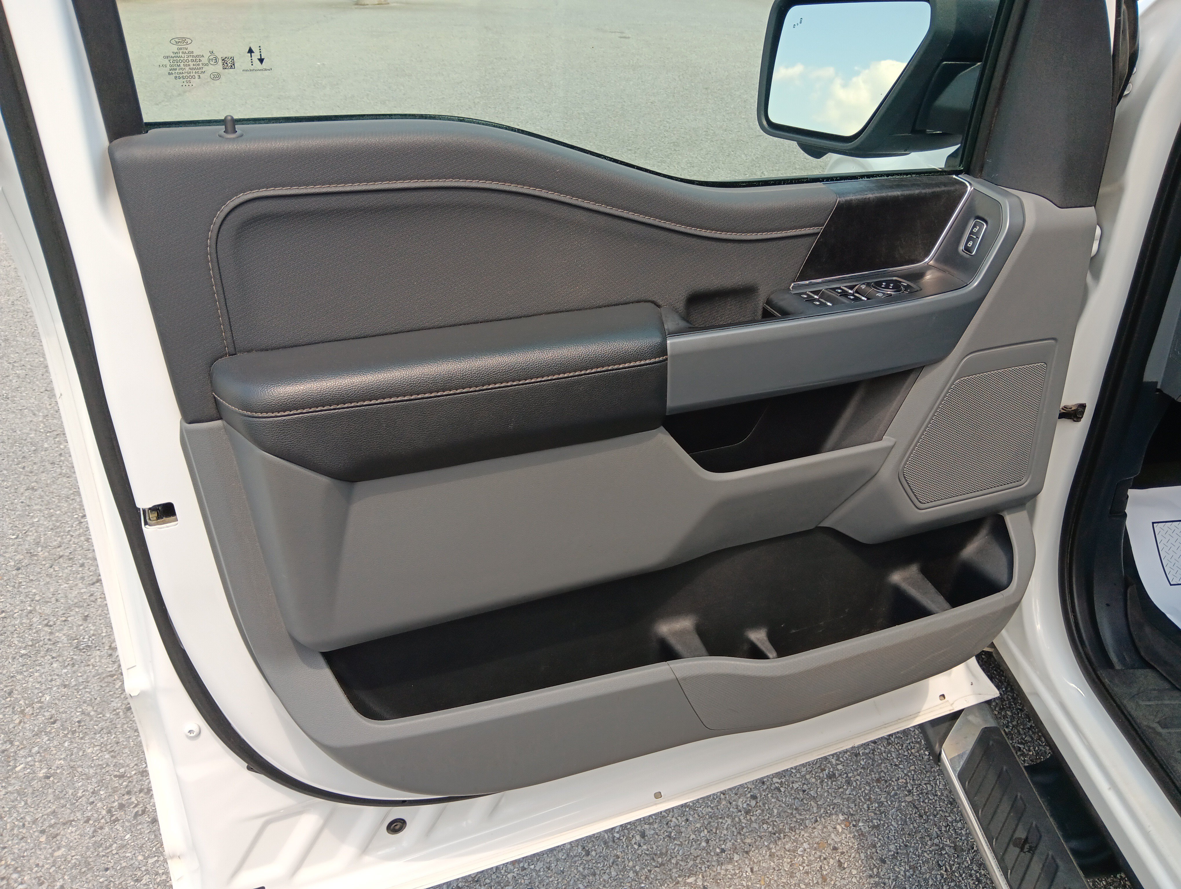 Used 2023 Ford F150 XLT w/ Equipment Group 302A High AWD/4WD image 10