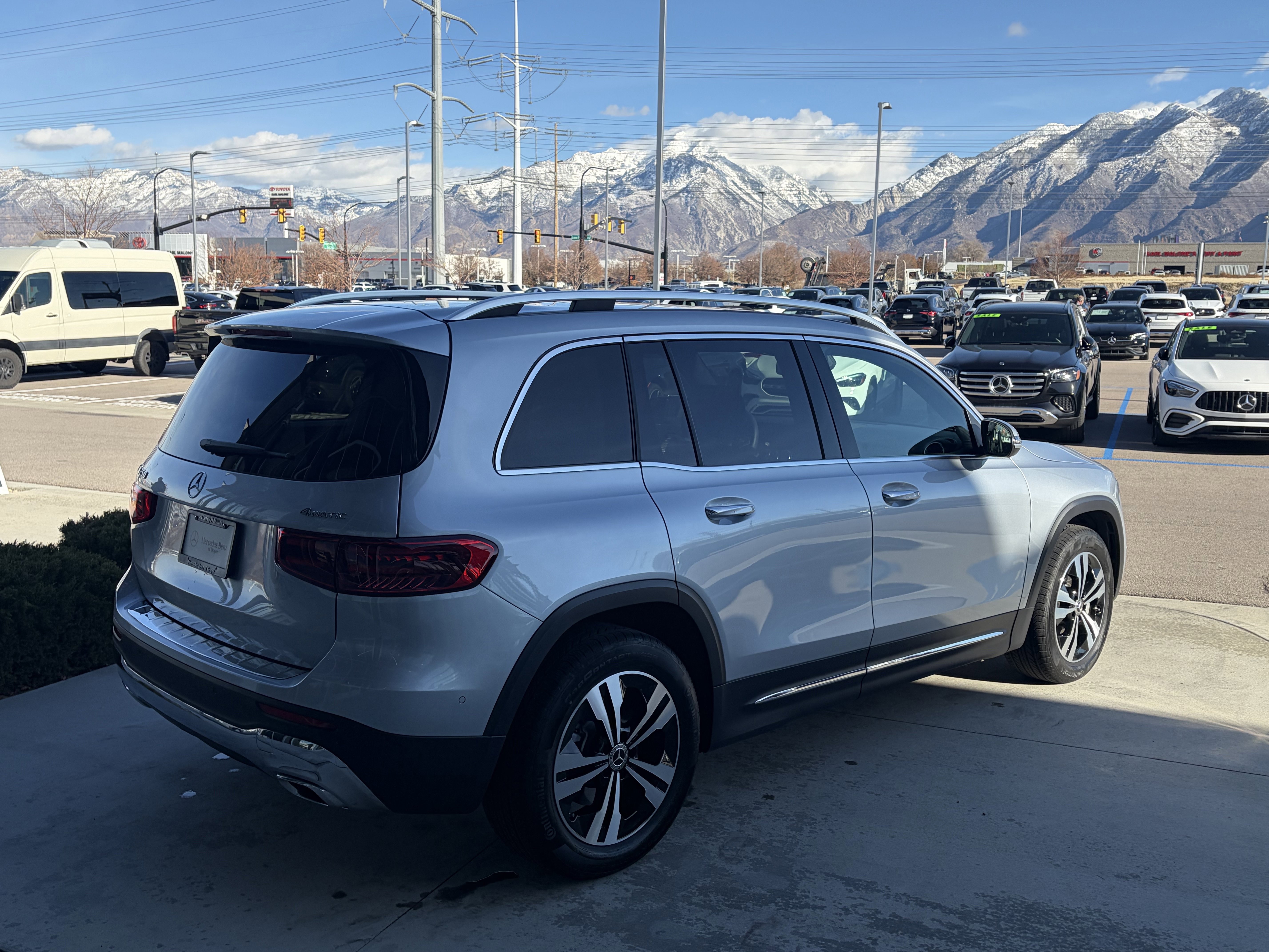 Certified 2025 Mercedes-Benz GLB 250 4MATIC image 4