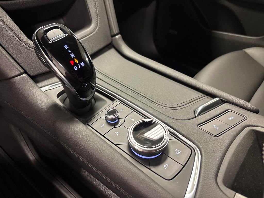 New 2026 Cadillac XT5 Luxury w/ LPO, Floor Liner Package image 37