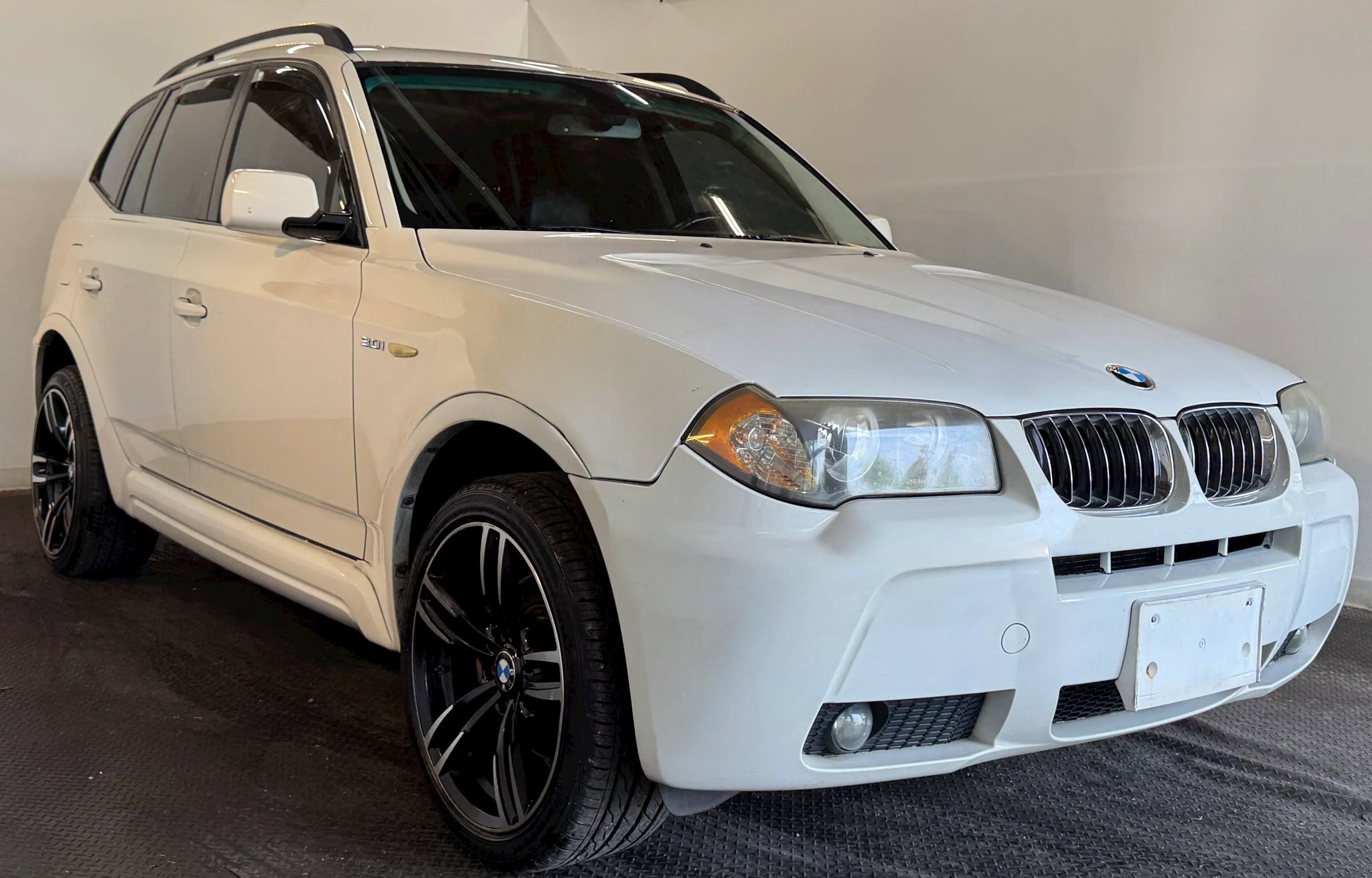 Used 2006 BMW X3 3.0i image 2