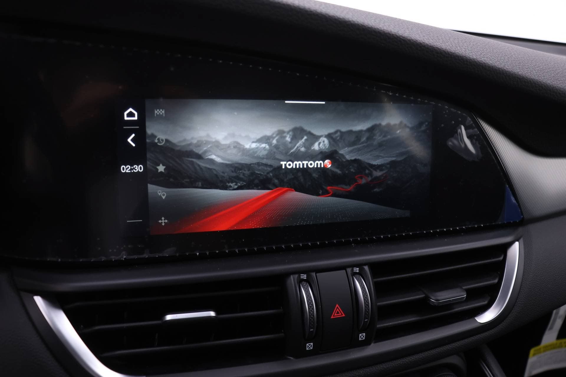 New 2026 Alfa Romeo Giulia AWD image 10