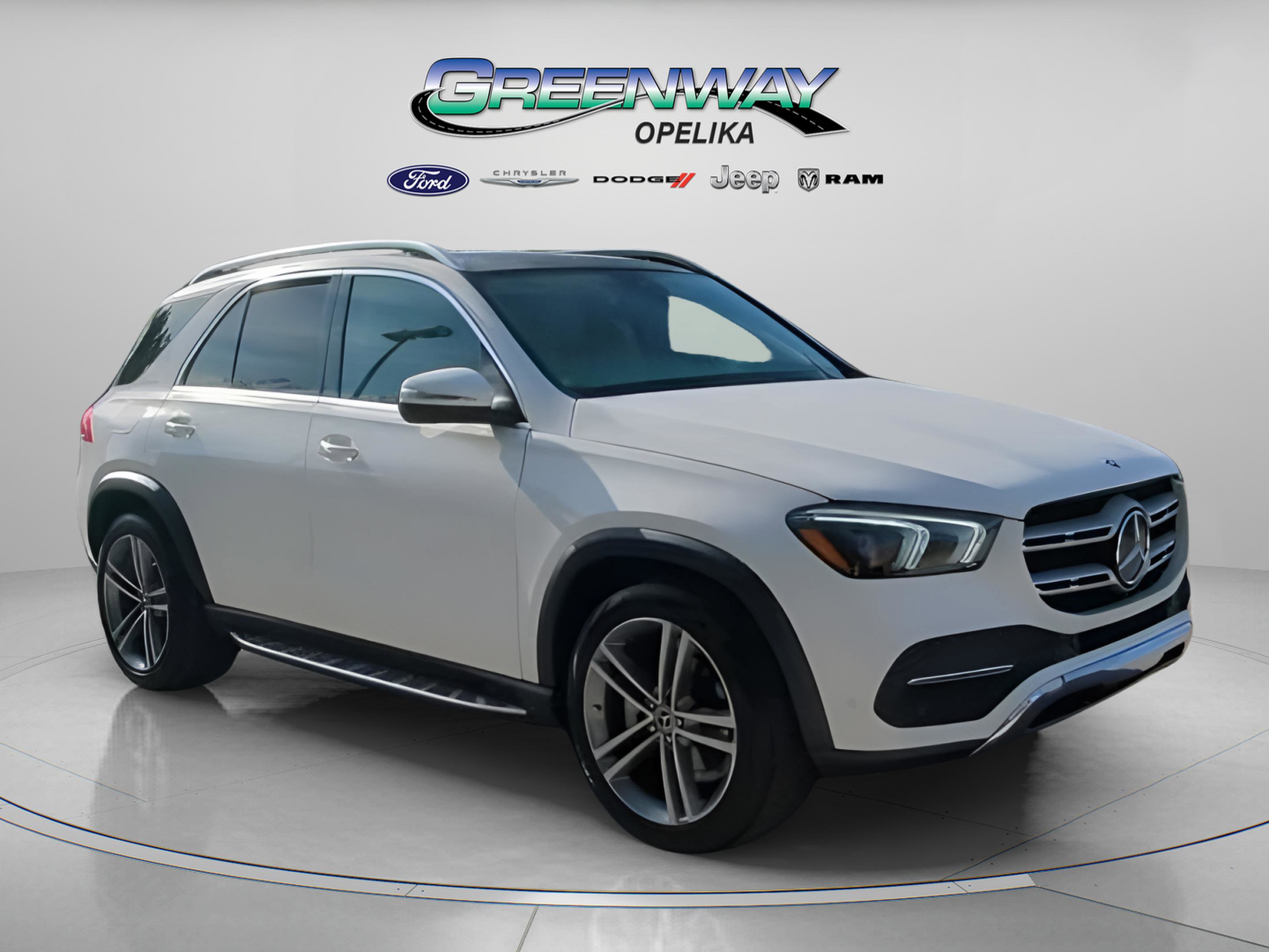 Used 2022 Mercedes-Benz GLE 350 image 2
