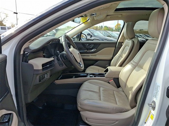 Used 2024 Lincoln Corsair Reserve w/ Equipment Group 201A image 15