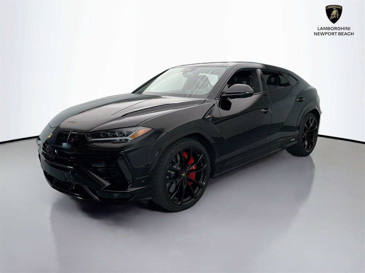 Used 2024 Lamborghini Urus S AWD/4WD image 3