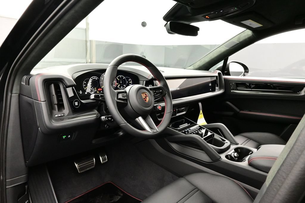 New 2026 Porsche Cayenne Turbo GT AWD/4WD image 4