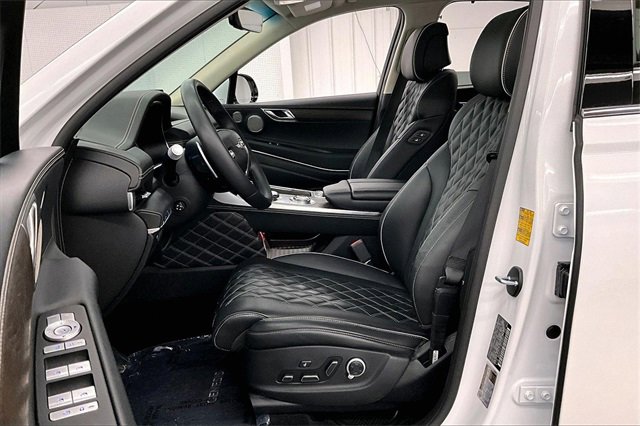 Used 2024 Genesis GV80 3.5T w/ Prestige Package image 22