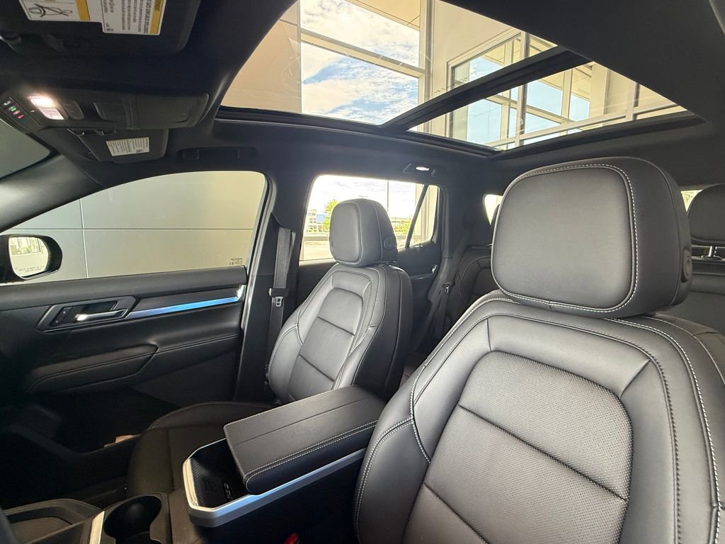 Used 2026 GMC Terrain Elevation w/ Elevation Premium Package AWD/4WD image 21