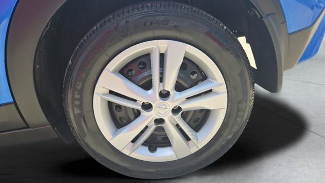 Used 2025 Nissan Kicks Play S FWD image 31