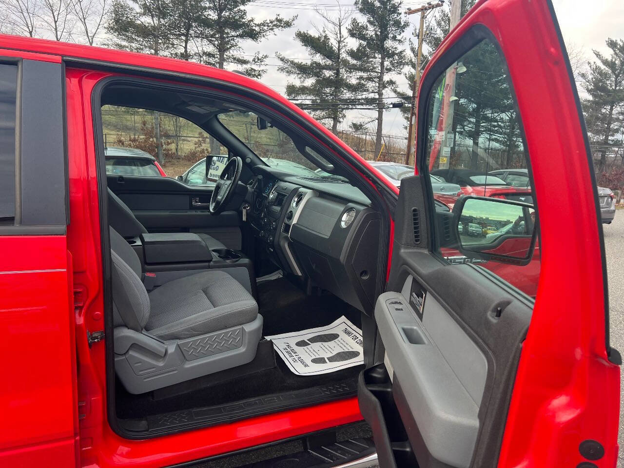 Used 2013 Ford F150 XLT w/ Luxury Equipment Group image 11