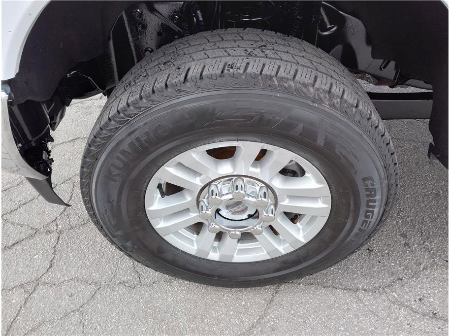 Used 2017 Ford F250 XLT w/ XLT Value Package image 19