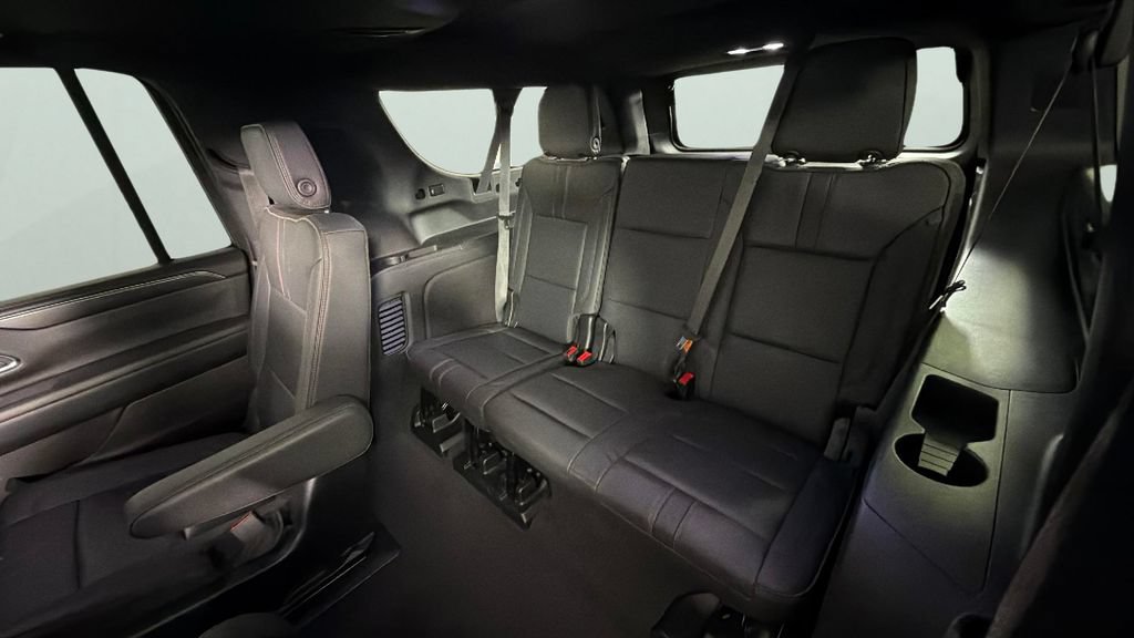 Certified 2023 Chevrolet Suburban RST w/ Luxury Package RWD image 29