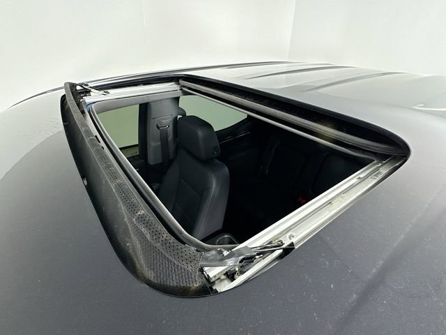 Used 2022 Chevrolet Silverado 1500 LTZ w/ LTZ Premium Package AWD/4WD image 14