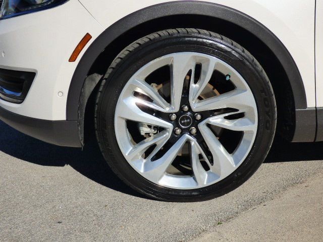 Used 2018 Lincoln MKX Black Label w/ Driver Assistance Package image 31