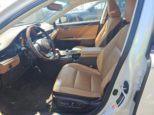 Used 2018 Lexus ES 350 w/ Premier Package image 4