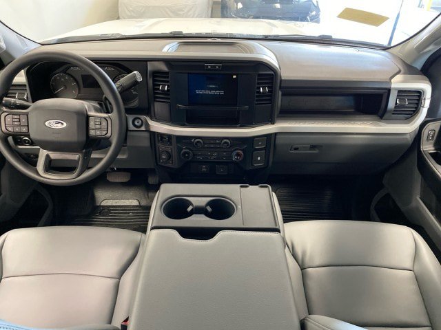 New 2026 Ford F250 XL w/ FX4 Off-Road Package AWD/4WD image 14