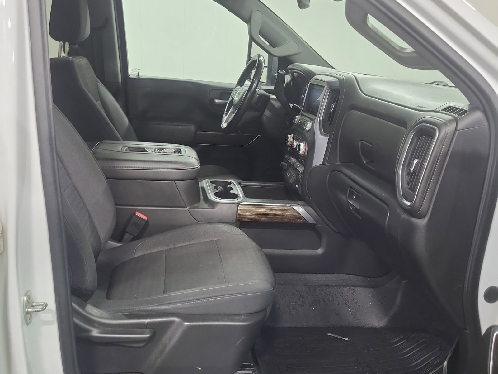 Used 2020 GMC Sierra 1500 Elevation w/ Elevation Value Package AWD/4WD image 12