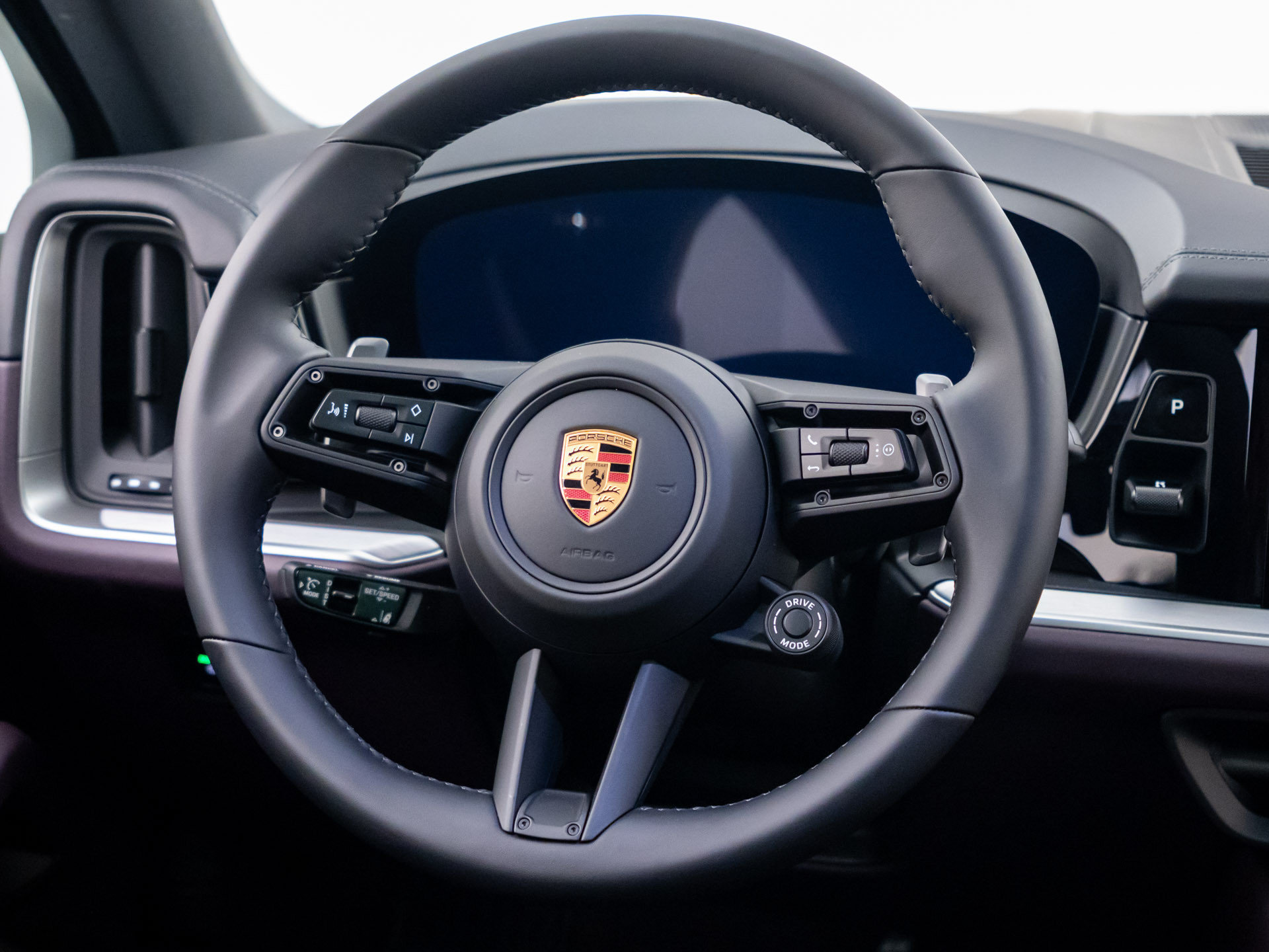 New 2026 Porsche Cayenne Coupe AWD/4WD image 12