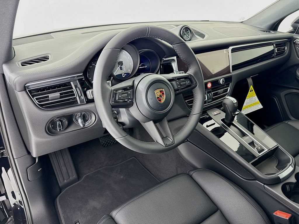 New 2026 Porsche Macan S AWD/4WD image 4