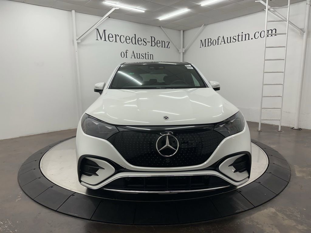 Used 2026 Mercedes-Benz EQE 320 4MATIC SUV image 2