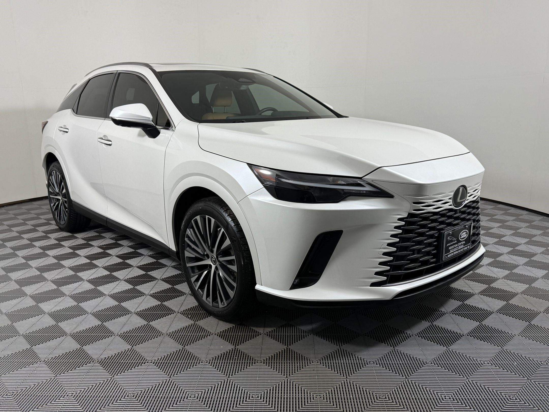 Used 2023 Lexus RX 350 Premium Plus w/ Accessory Package (Z1) FWD image 8