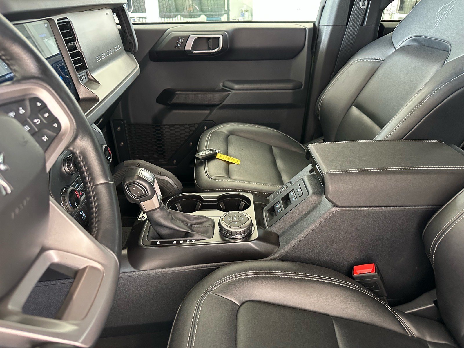 Certified 2025 Ford Bronco Badlands AWD/4WD image 20