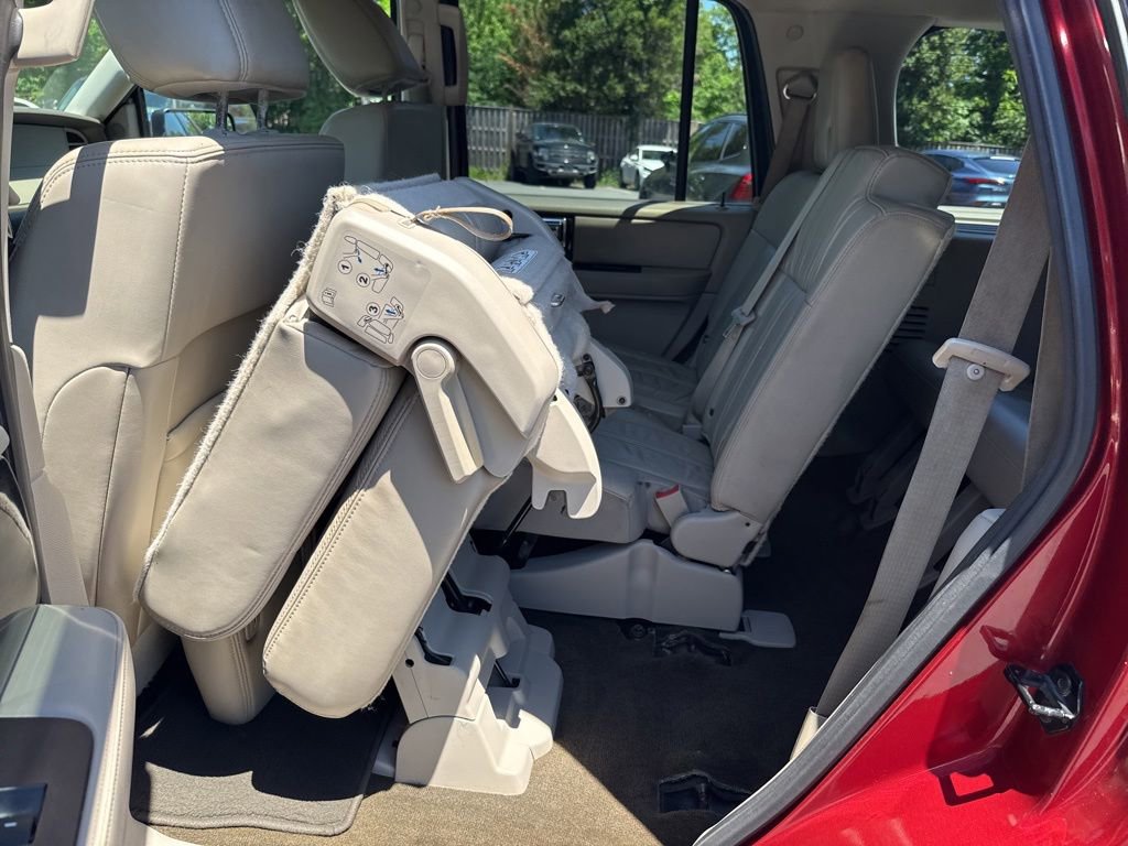 Used 2016 Lincoln Navigator Select AWD/4WD image 47