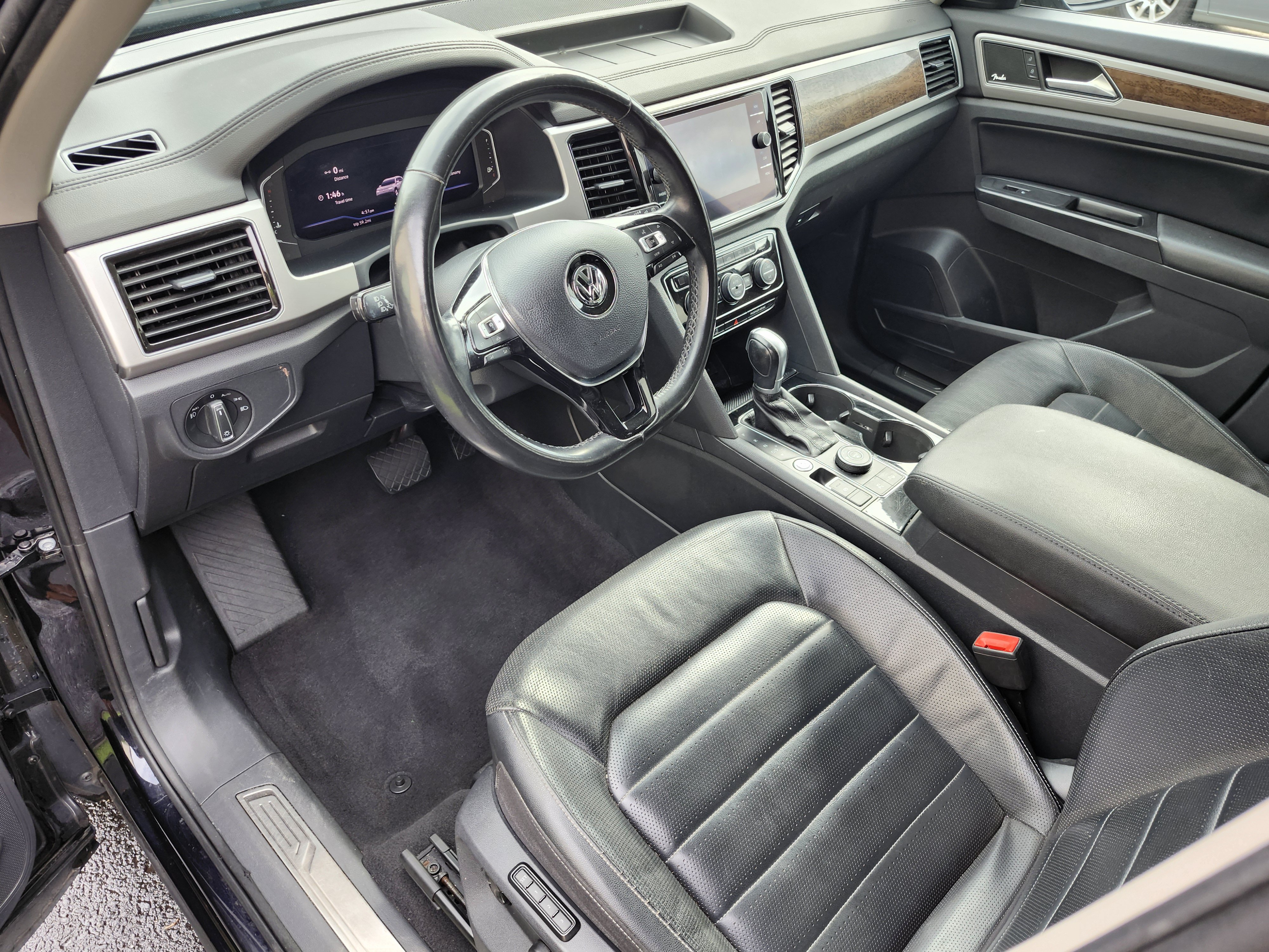 Used 2019 Volkswagen Atlas SEL Premium AWD/4WD image 4
