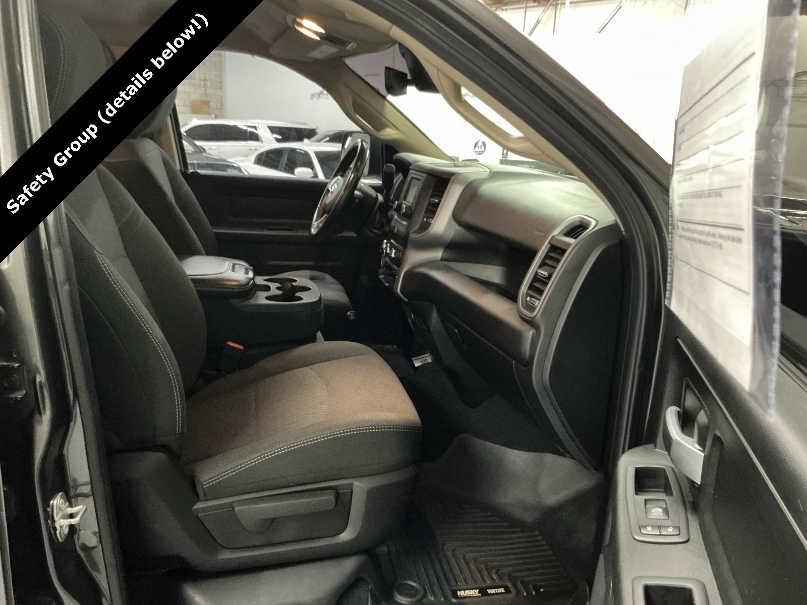 Used 2019 RAM 2500 Tradesman w/ Safety Group image 12