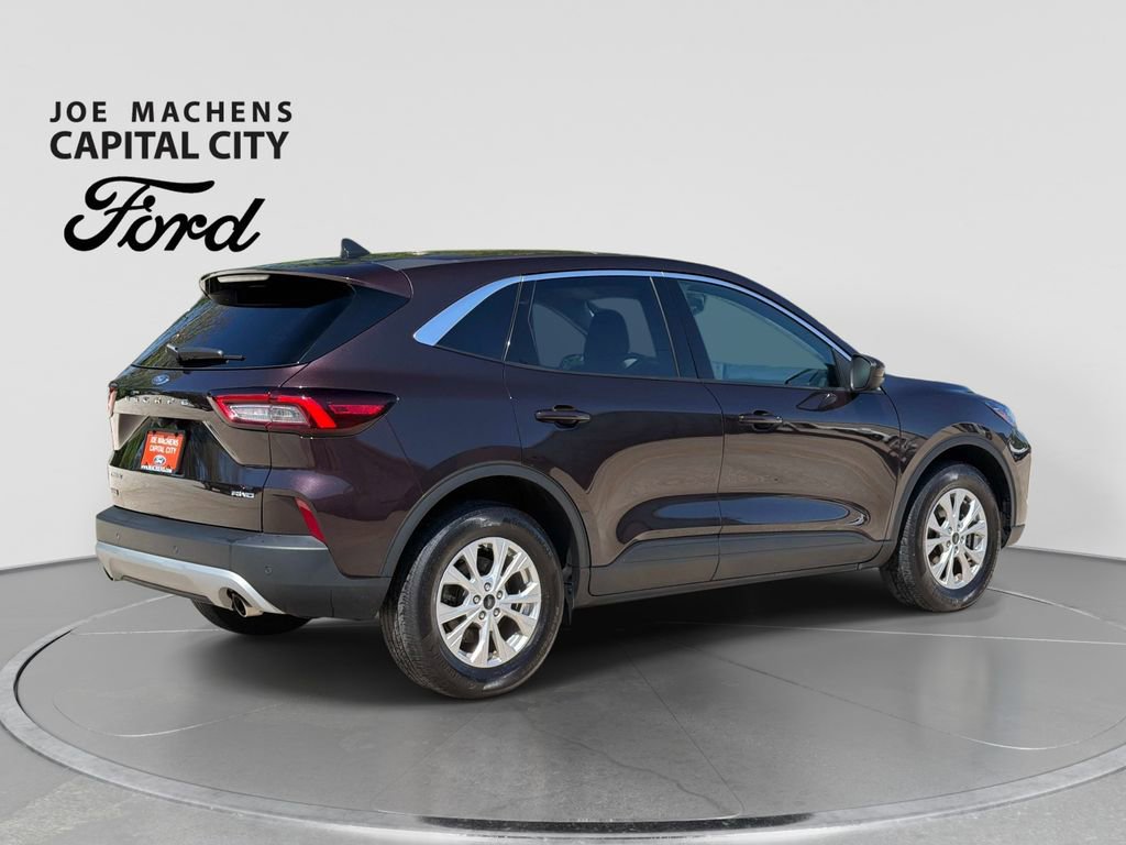 Used 2023 Ford Escape Active w/ Tech Pack #2 AWD/4WD image 5