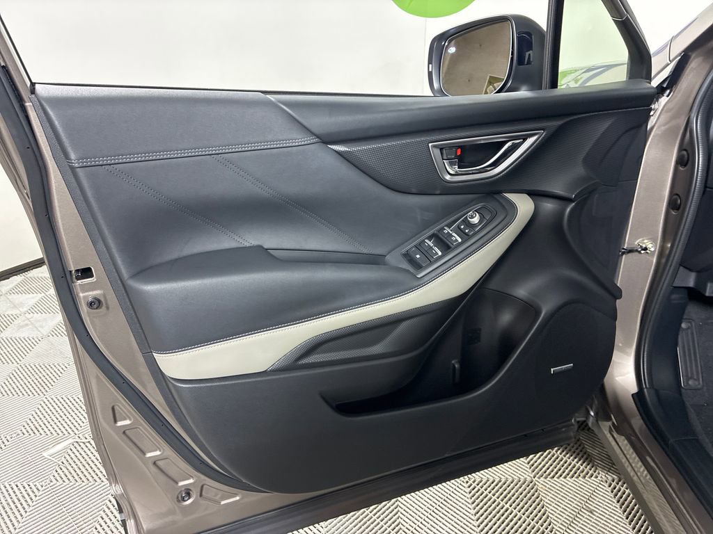 Certified 2023 Subaru Forester Limited image 26