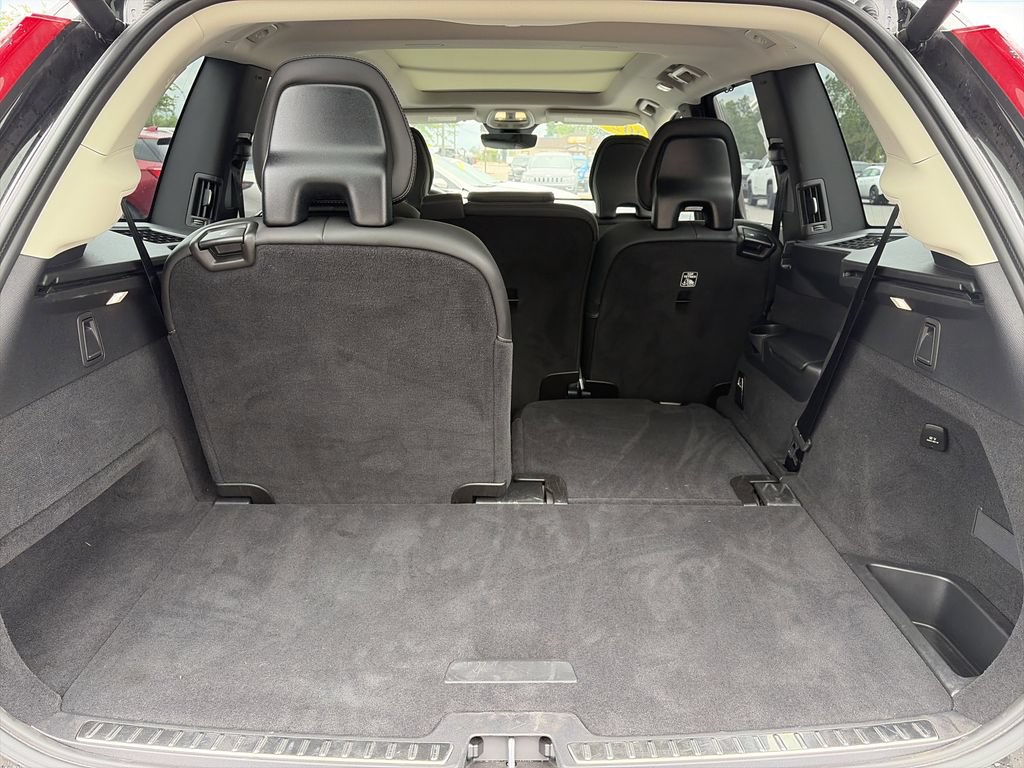 Used 2024 Volvo XC90 B6 Ultimate w/ Protection Package Premier AWD/4WD image 29