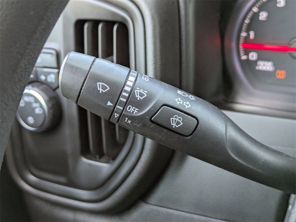 Used 2019 Chevrolet Silverado 1500 Custom w/ Custom Value Package image 25