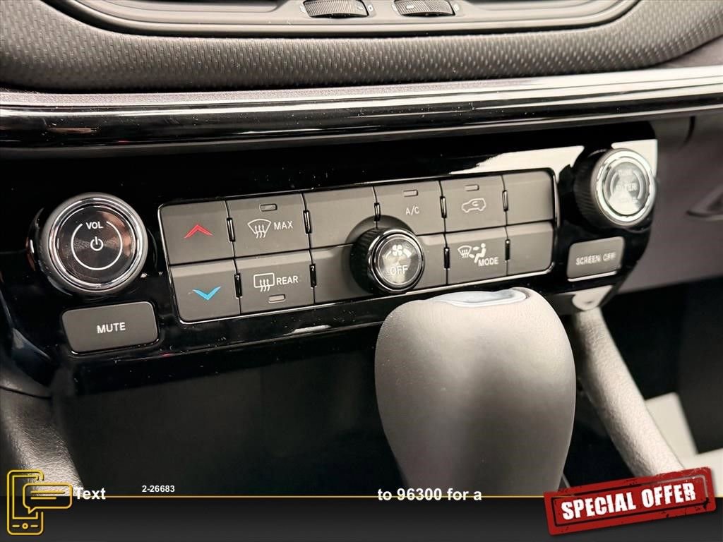 New 2026 Jeep Compass Latitude image 12