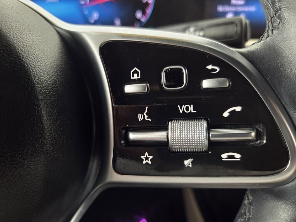 Used 2023 Mercedes-Benz CLA 250 4MATIC w/ Premium Package image 20