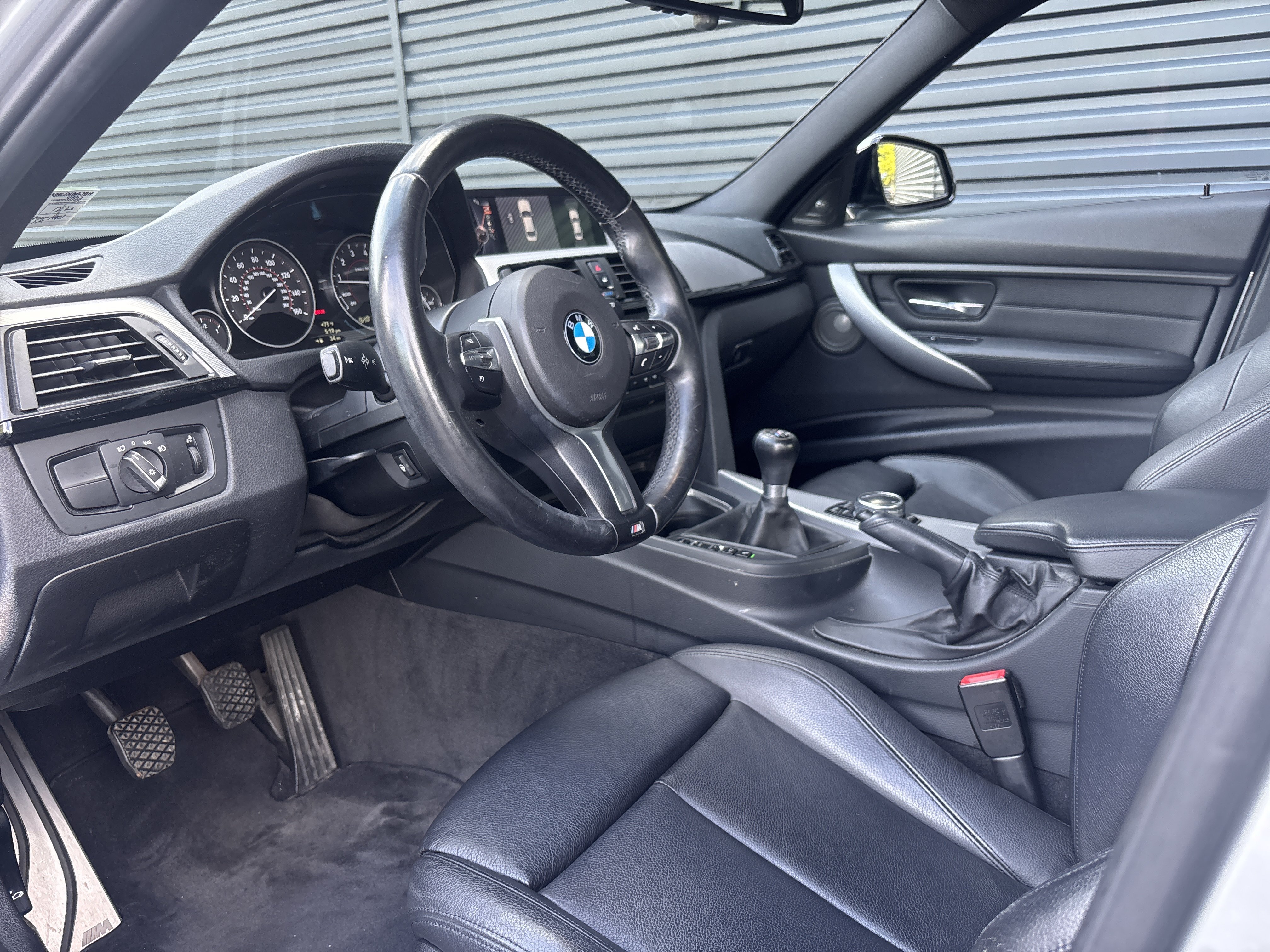 Used 2014 BMW 335i xDrive Sedan AWD/4WD image 13