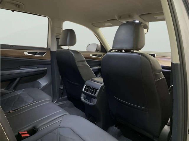 Used 2024 Volkswagen Atlas SE AWD/4WD image 56