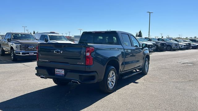 Used 2021 Chevrolet Silverado 1500 RST image 3